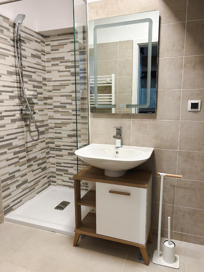 Bg Luximmo Apartments Cluj-Napoca Buitenkant foto